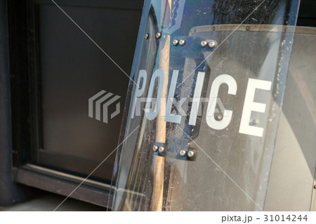 警察装備・横 31014244