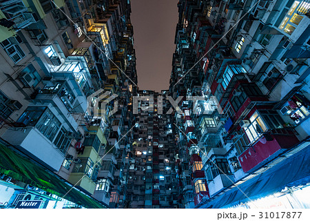 香港・鰂魚涌(クオーリーベイ)の過密住宅 香港・鰂魚涌(クオーリーベイ)の過密住宅 31017877