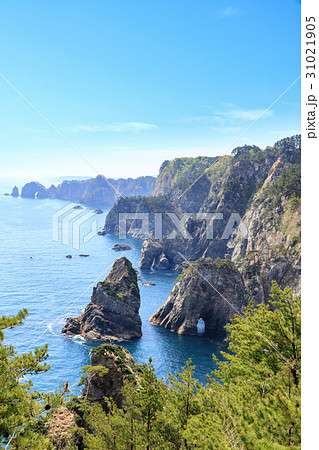 三陸復興国定公園 岩手県北山崎 断崖絶壁の風景 三陸復興国定公園 岩手県北山崎 断崖絶壁の風景 31021905