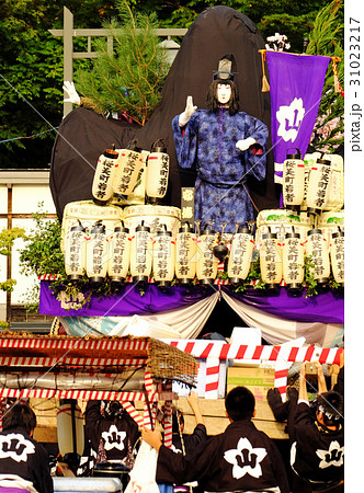 角館神明神社に向かう曳山 角館神明神社に向かう曳山 31023217