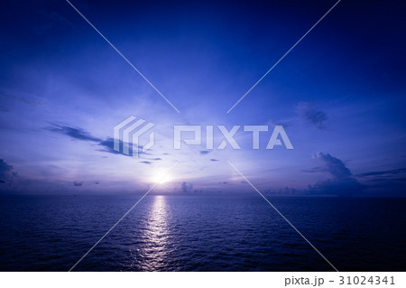 プーケット 豪華客船からみたマラッカ海峡 プーケット 豪華客船からみたマラッカ海峡 31024341
