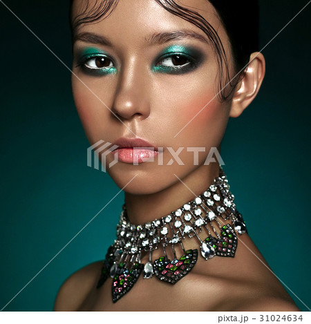 Beautiful asian woman 31024634