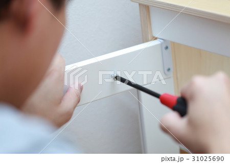 日曜大工 DIY (ボディパーツ 顔なし 工具 手 ドライバー 木工 インテリア 組み立て ネジ) 31025690