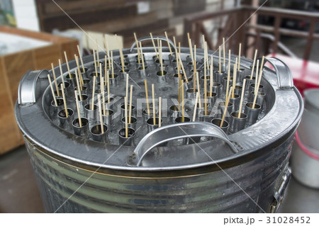 Retro ice cream bucket. 31028452