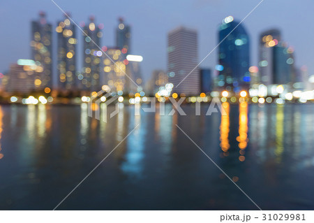 Twilight night blurred bokeh reflection light Twilight night blurred bokeh reflection light 31029981