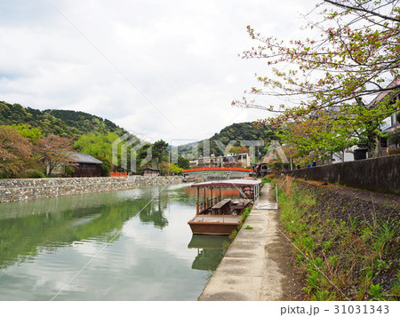 Natural view of Uji river and wooden boat  31031343