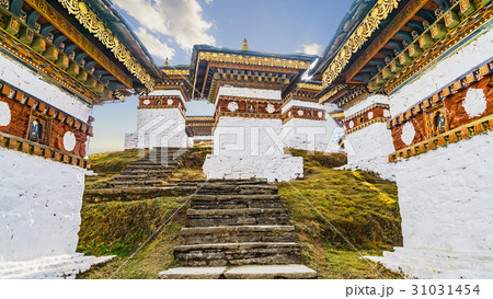 Dochula pass 108 chortens (Asian stupas), Bhutan Dochula pass 108 chortens (Asian stupas), Bhutan 31031454