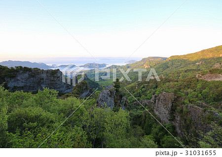 香川県小豆島町　四望頂からの朝の風景（表１２景　第１２景） 31031655