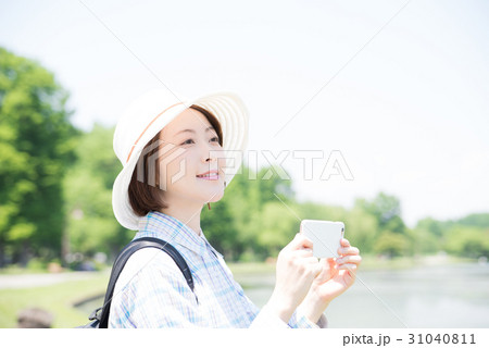 ハイキング　旅行 31040811