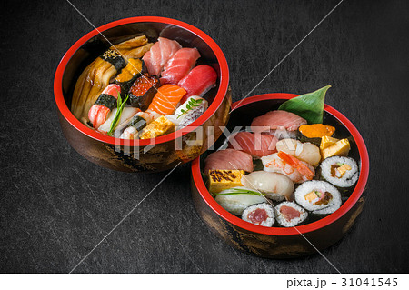 江戸前寿司　Real sushi of Tokyo Style 31041545