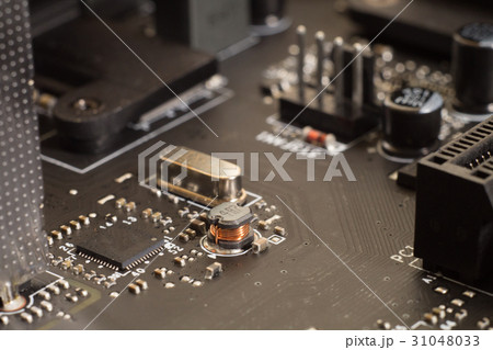 Computer motherboard with a view of parts 31048033