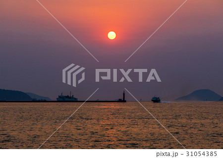 博多湾の高速船 31054385