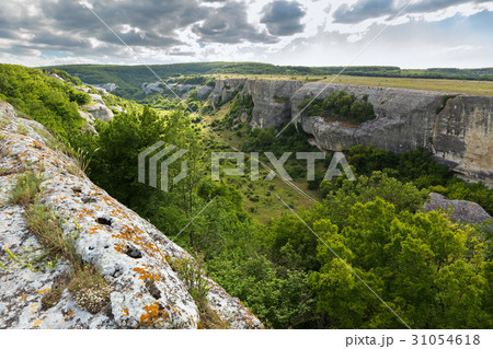 Cave City in Cherkez-Kermen Valley, Crimea Cave City in Cherkez-Kermen Valley, Crimea 31054618