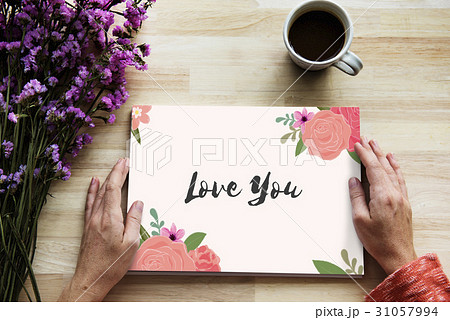 Love Fondness Flower Boarder Card Concept 31057994
