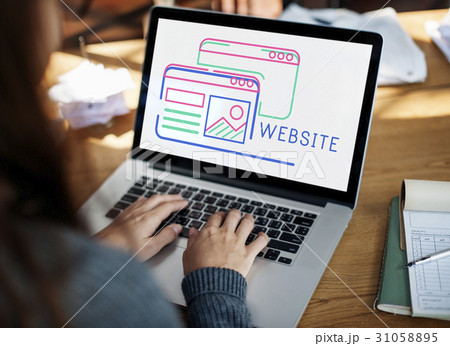 Blog is an online sharing content. Blog is an online sharing content. 31058895