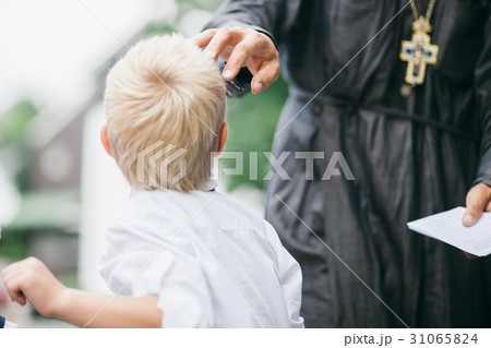 child in church child in church 31065824
