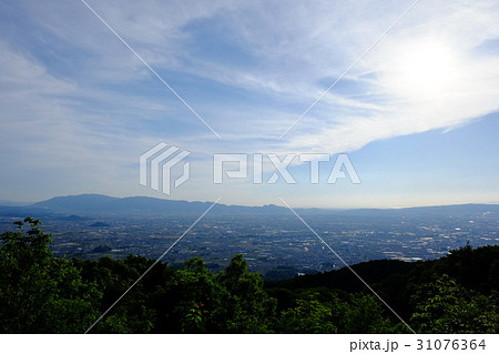龍王山から奈良盆地（奈良県天理市） 31076364