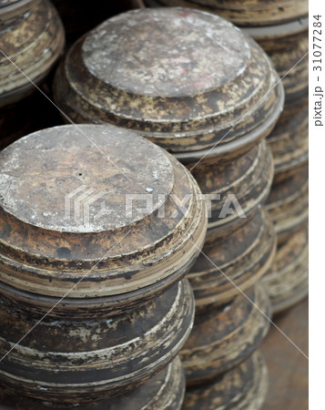 plaster rotating wheel for jiggering or throwing  31077284