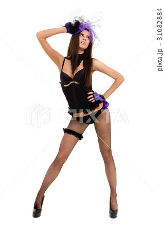 Attractive young woman alluring in sexy lingerie 31082884