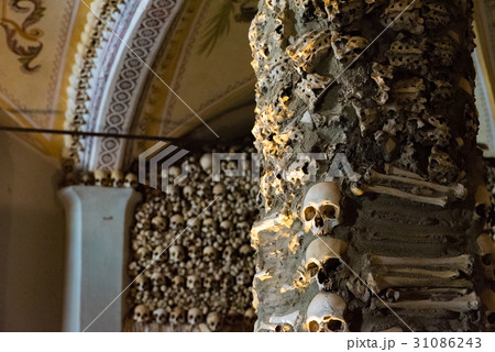 サン・フランシスコ教会　人骨堂　ポルトガル　エヴォラ 31086243