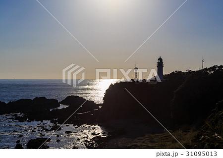 潮岬灯台の夕景 潮岬灯台の夕景 31095013