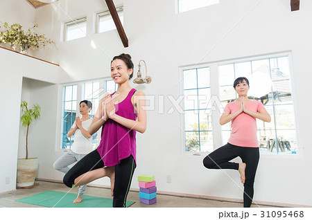 ヨガ教室　イメージ 31095468