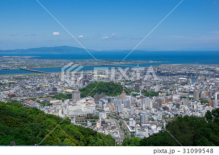 徳島県徳島市街並み　眉山公園から撮影 31099548