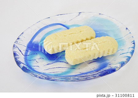 琉球ガラスとちんすこう 31100811