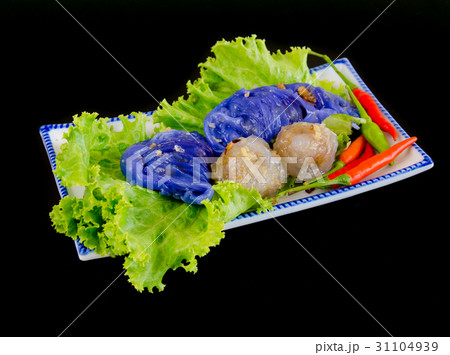 Steamed rice skin dumplings, Thai dessert Steamed rice skin dumplings, Thai dessert 31104939