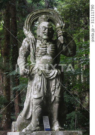 両子寺仁王像 31111790