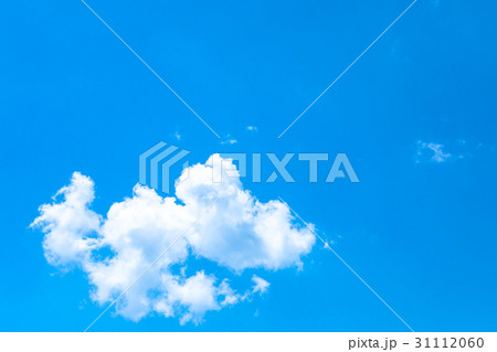 空 雲 コピースペース 積雲 春の空 広いコピースペース 空 雲 コピースペース 積雲 春の空 広いコピースペース 31112060
