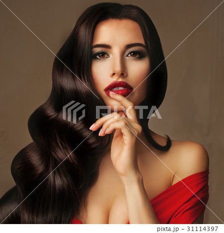 Glamorous Model Brunette Woman with Permed Hair 31114397