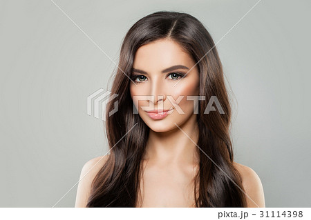 Smiling Model Woman. Young Friendly Model 31114398