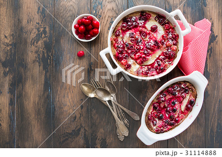 French fruit dessert clafoutis with cranberries 31114888