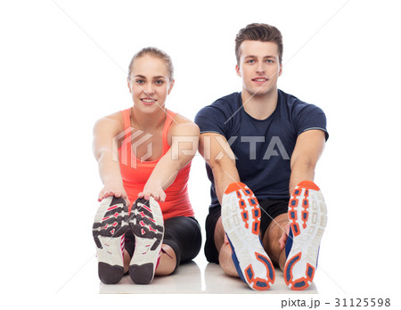 happy sportive man and woman 31125598