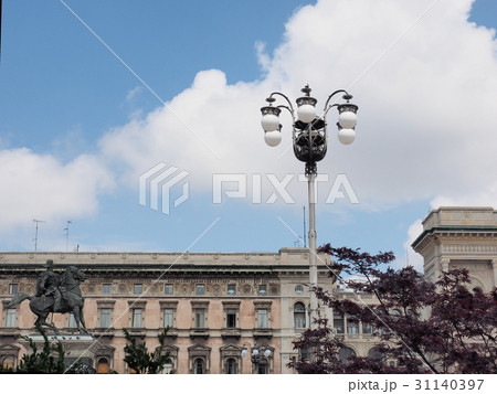 ミラノ　スカラ広場 31140397