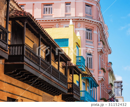 Cuba, Havana, Town houses Cuba, Havana, Town houses 31152432