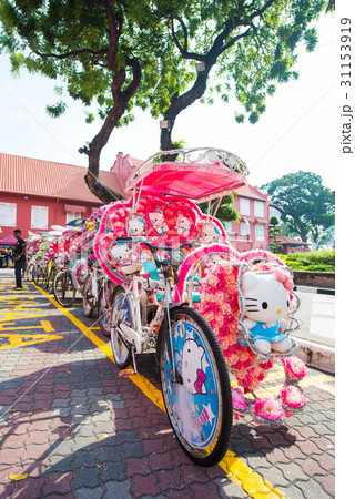 Trishaw is popular public transports 31153919