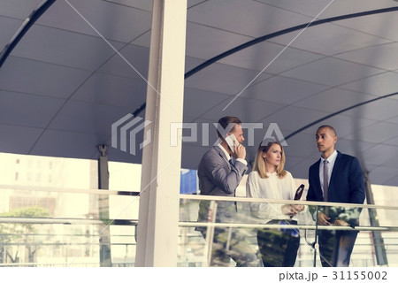 Businesspeople Men Women Talk Phone Call 31155002