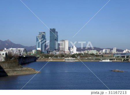 川 河 高層ビル 31167213