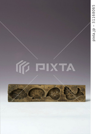 ヌキ 切り抜き トクサル 31168065