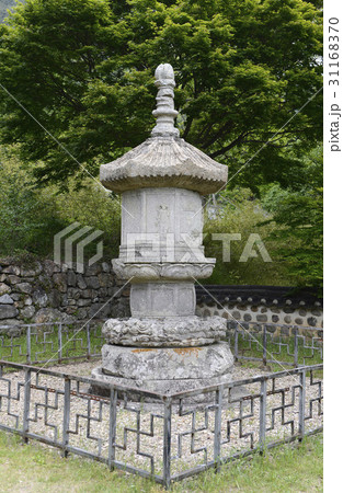 宝蔵 財宝 そびえる 31168370