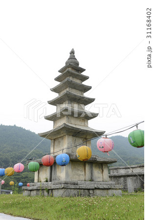 宝蔵 財宝 燈篭 31168402