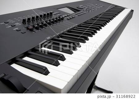 シンセサイザー 楽器 音楽 31168922
