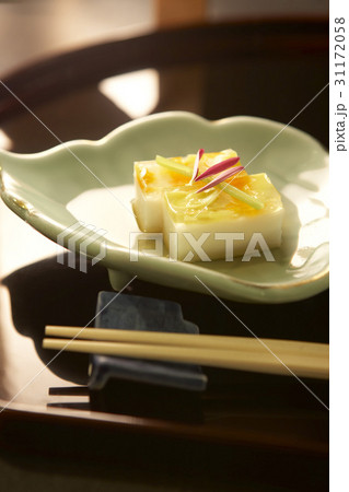 ゆずゼリー 箸 クローズアップ 31172058