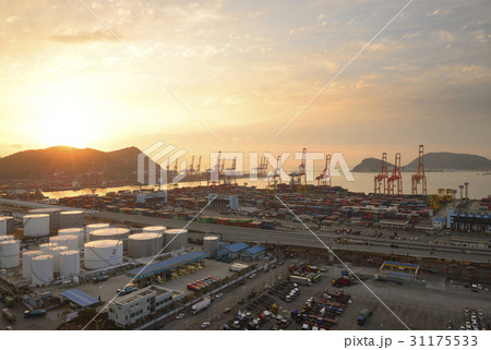 嵌まる埠頭 釜山 釜山港 31175533