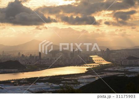 雲 蔚山 太和江 31175903