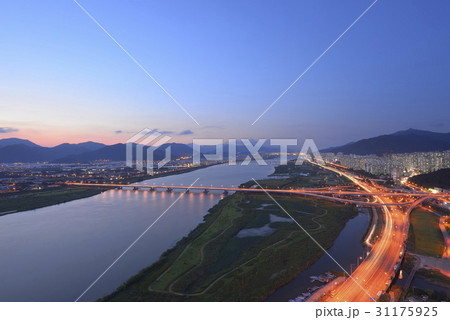 亀浦洛東江橋 夕焼け 道路 31175925
