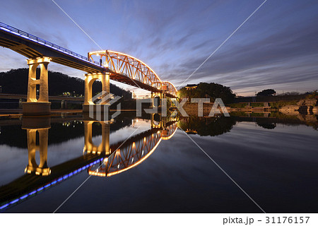 慶南 橋 反射 31176157