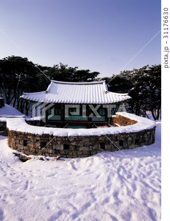 冬 古建築 城壁 31176630